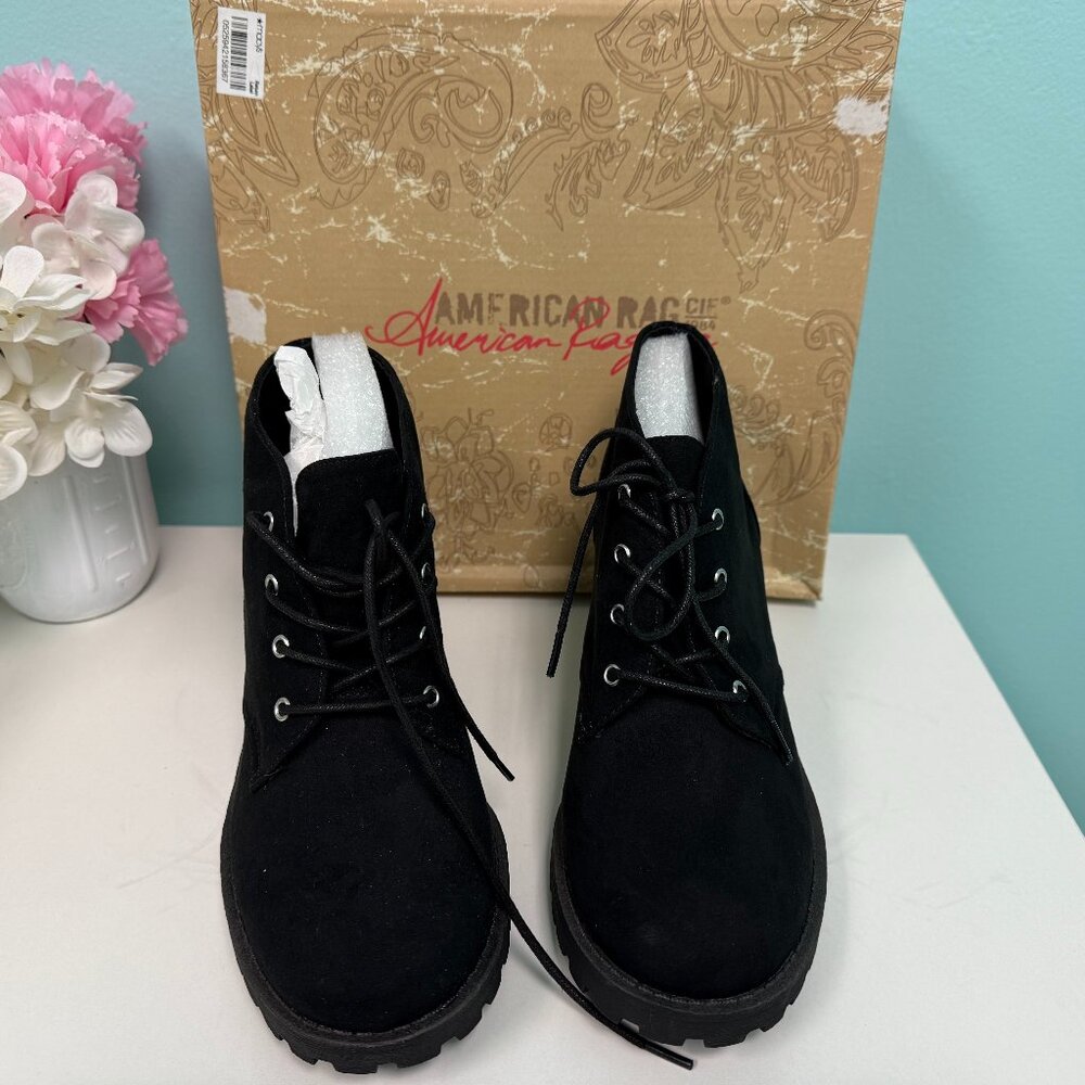 american rag lace up booties in black size 7.5M.
